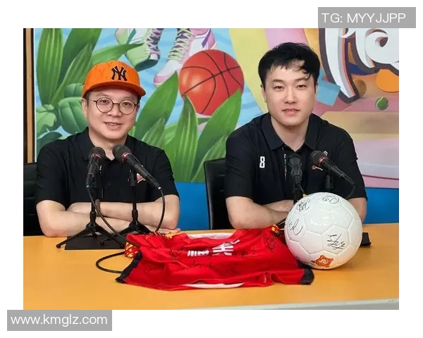 留胡须的足球明星们如何通过独特形象赢得球迷的喜爱与关注