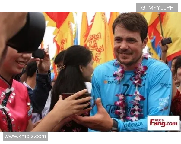 专访周敏:探寻足球成功背后的秘密与策略 专访周敏:探寻足球成功背后的秘密与策略