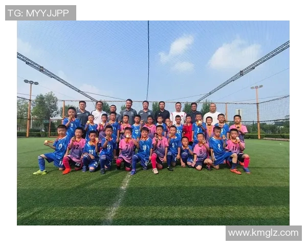 即将落幕的足球明星们如何在绿茵场上书写最后的辉煌篇章 即将落幕的足球明星们如何在绿茵场上书写最后的辉煌篇章